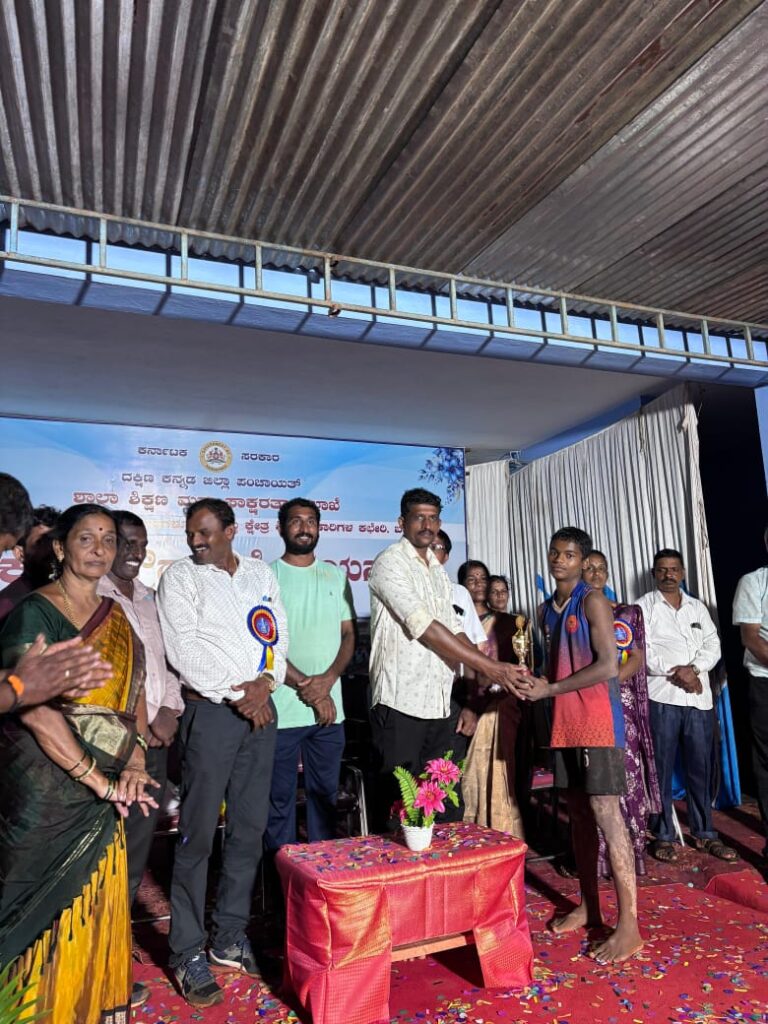 Tharun,Best All-Rounder Award